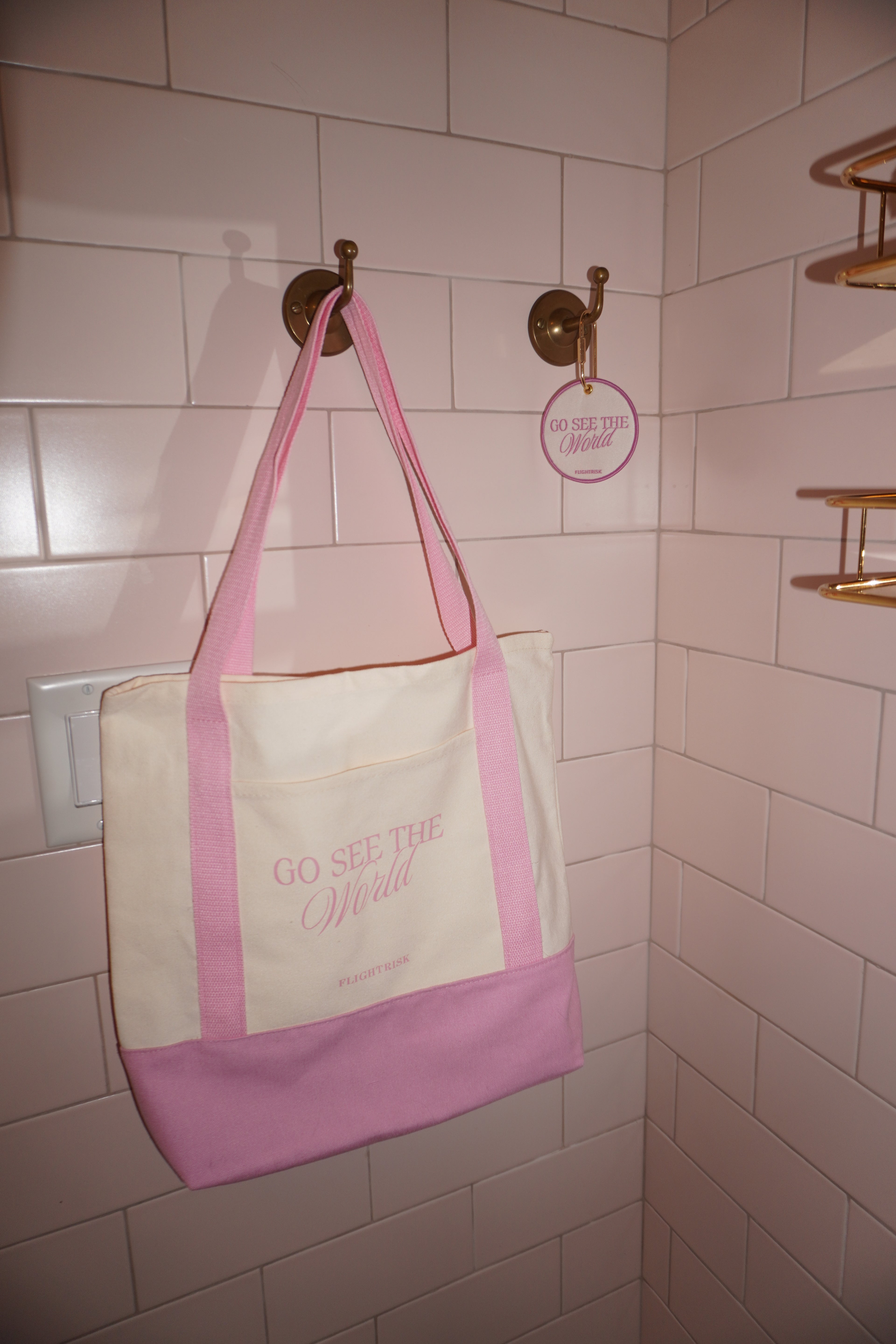 Pink tote