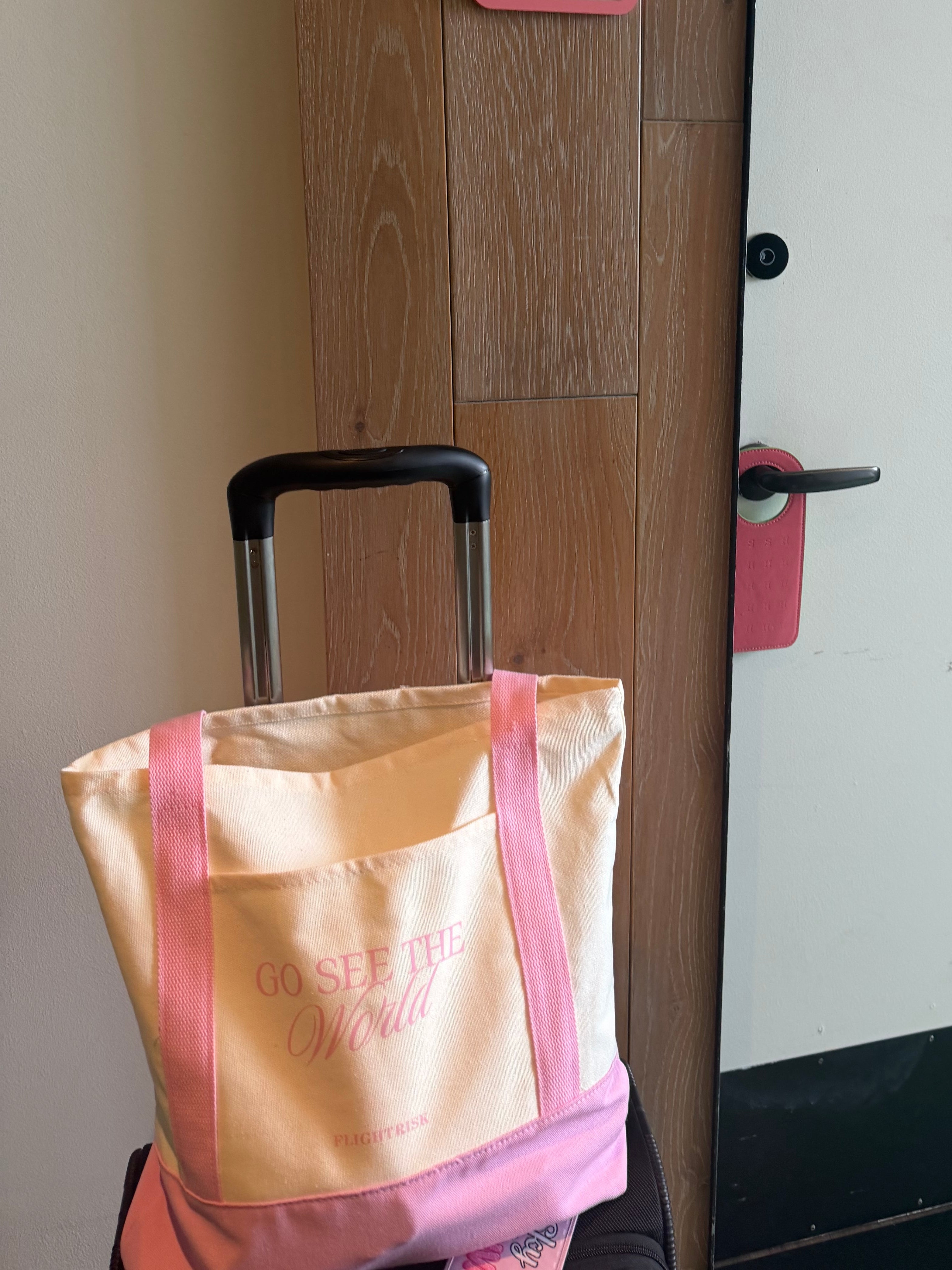 Pink tote